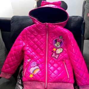 Beautiful Minnie Mouse Coat! Size 4T